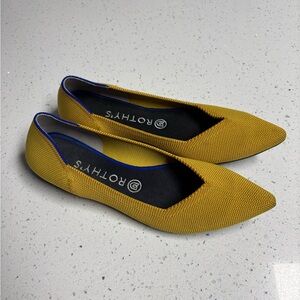 Rothy's pointed toe flats retired color marigold size 9 women’s